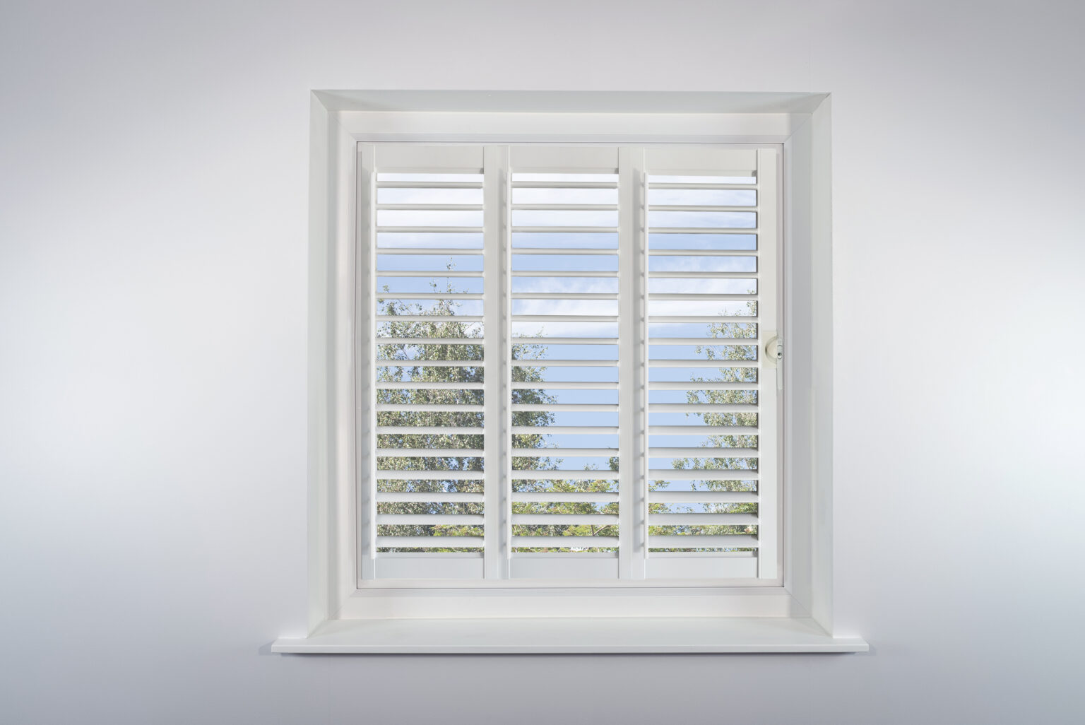 Perfect Fit Shutters Lite Louvolite   3 Shutter Variations 1536x1026 