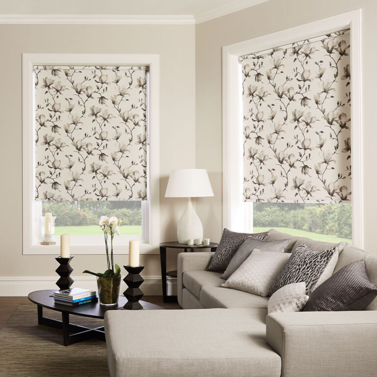 MAGNOLIA INKY Roller Blinds by Louvolite